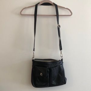 Roots leather crossbody bag, black